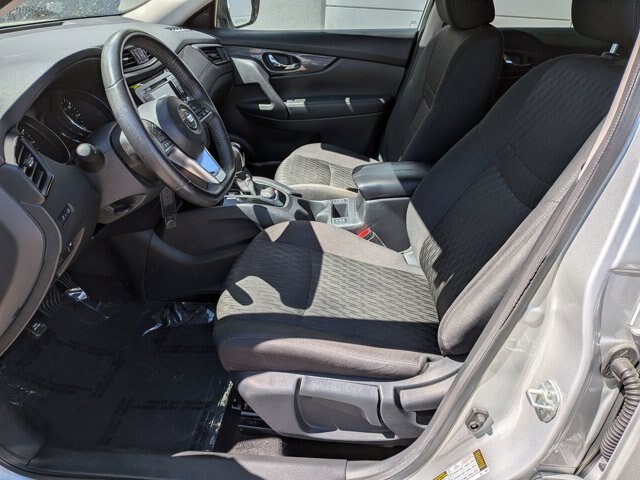 Used 2020 Nissan Rogue S w/ Special Edition Package FWD image 15