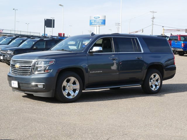 Used 2020 Chevrolet Suburban Premier AWD/4WD image 7