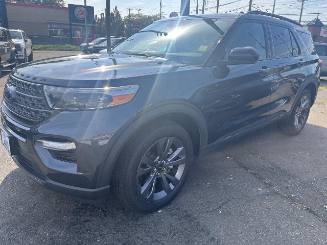 Certified 2023 Ford Explorer XLT w/ Equipment Group 202A AWD/4WD image 2