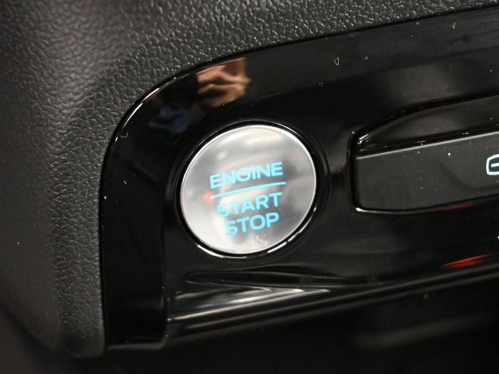 Certified 2023 Ford Escape SE image 41