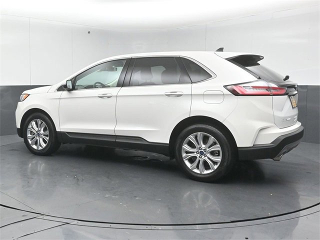 Certified 2022 Ford Edge Titanium image 8