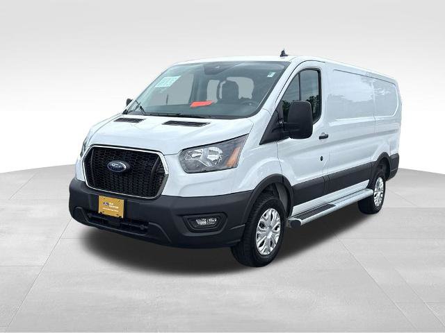 Certified 2025 Ford Transit 250 Low Roof w/ Exterior Upgrade Package RWD image 2