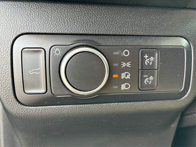 Certified 2022 Ford Escape SE w/ SE Sport Appearance Package FWD image 16