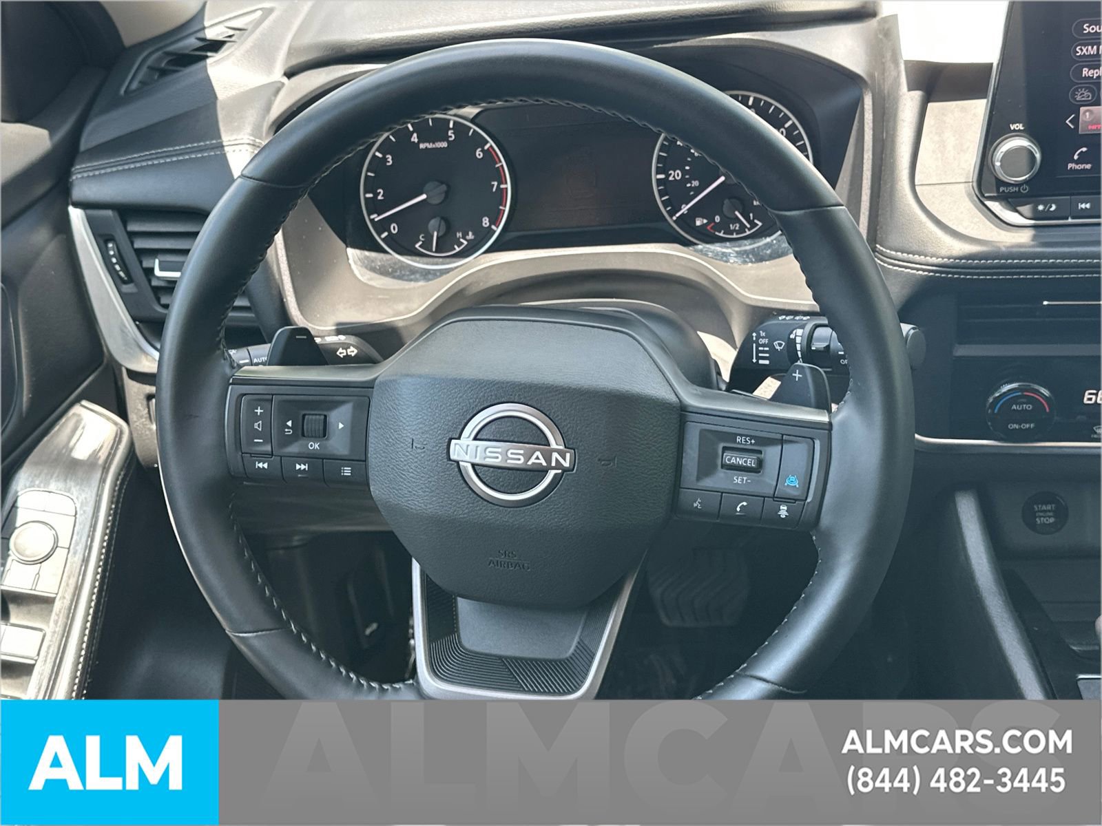 Used 2025 Nissan Rogue SV FWD image 28