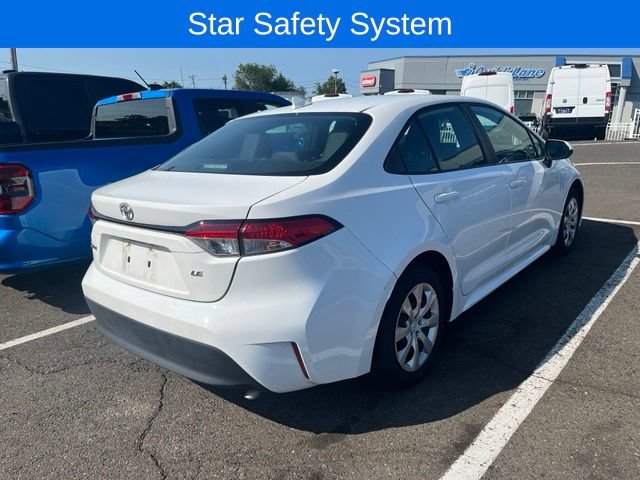 Used 2024 Toyota Corolla LE FWD image 5