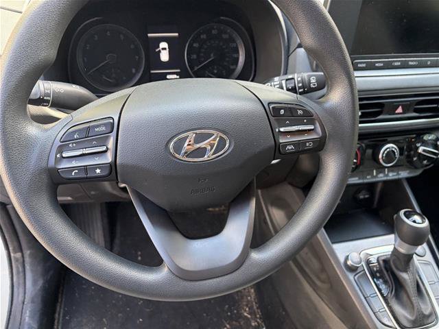 Used 2023 Hyundai Kona SEL AWD/4WD image 10