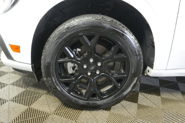 Certified 2025 Ford Maverick Lobo AWD/4WD image 9