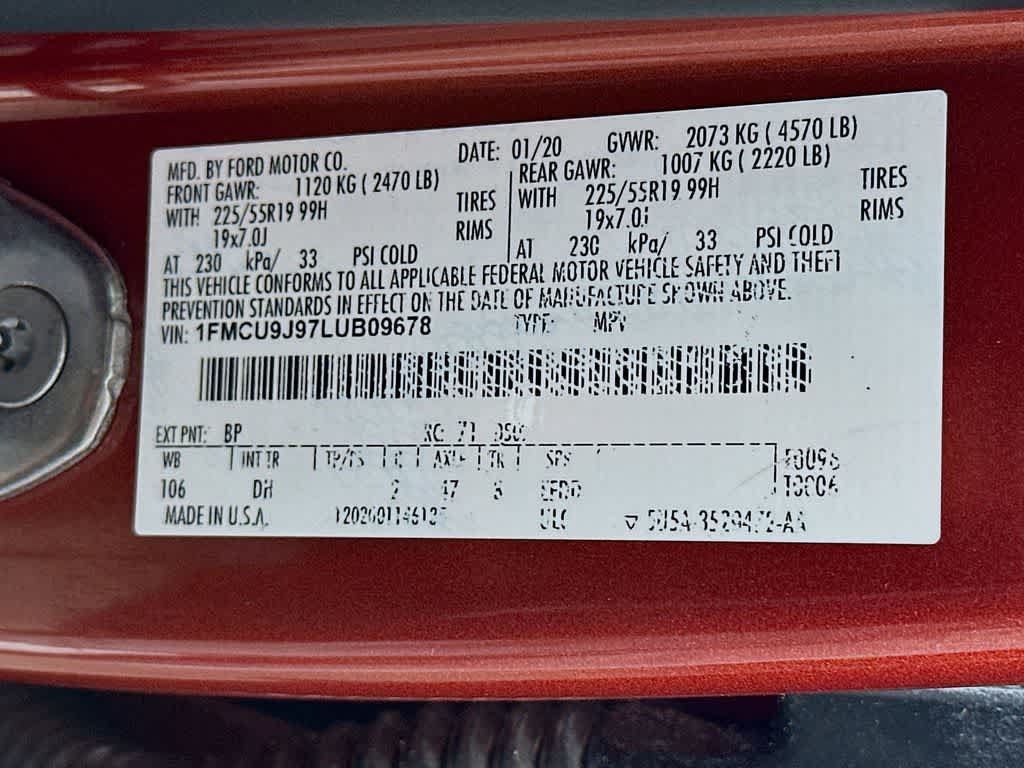 Certified 2020 Ford Escape Titanium AWD/4WD image 22