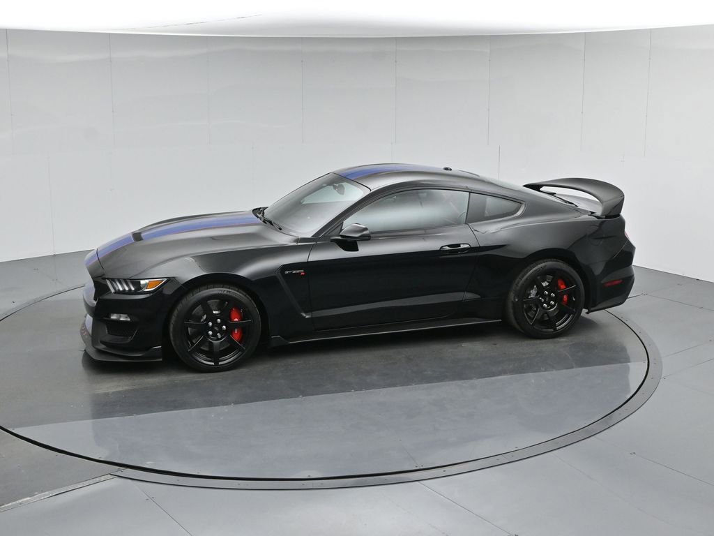 Certified 2017 Ford Mustang Shelby GT350R w/ GT350R Equipment Group 920A RWD image 40