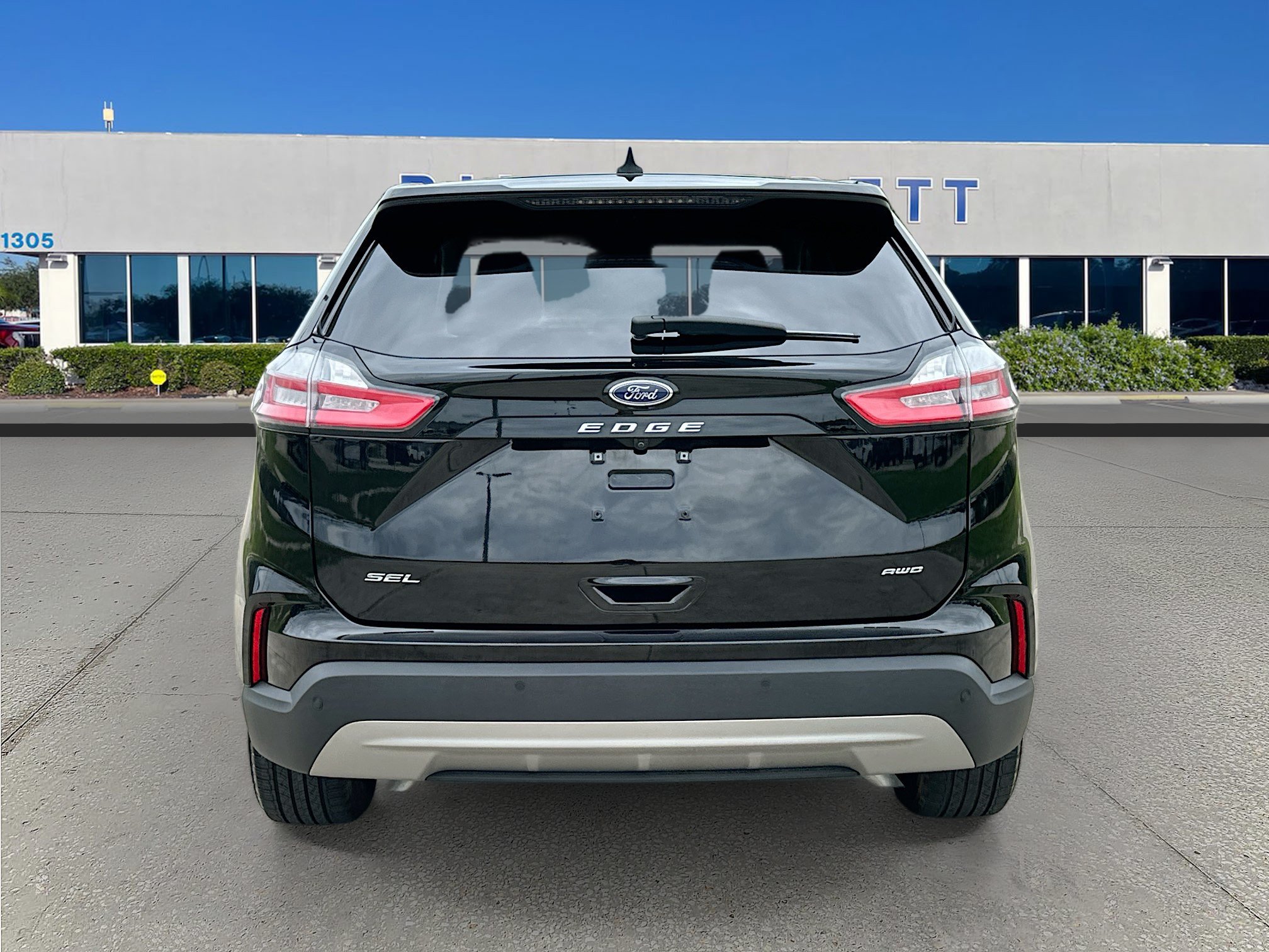 Certified 2023 Ford Edge SEL AWD/4WD image 6