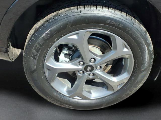 Certified 2023 Ford Escape ST-Line w/ Tech Pack #1 AWD/4WD image 17