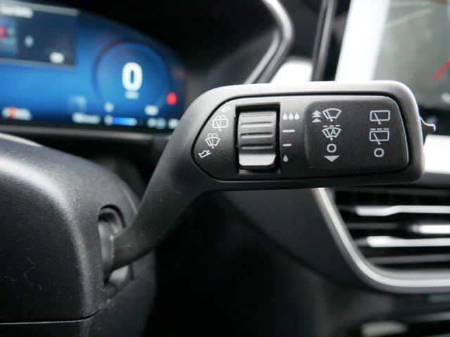 Certified 2024 Ford Escape Platinum image 24