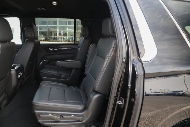 Used 2022 GMC Yukon XL Denali image 28