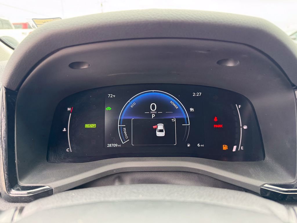 Used 2025 Toyota Camry LE image 30