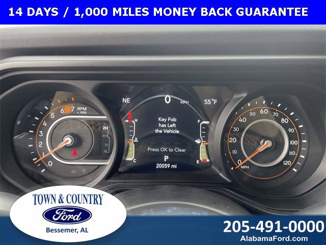 Used 2025 Jeep Wrangler Sahara image 21