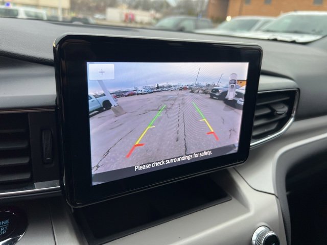 Certified 2022 Ford Explorer XLT w/ Equipment Group 202A image 12