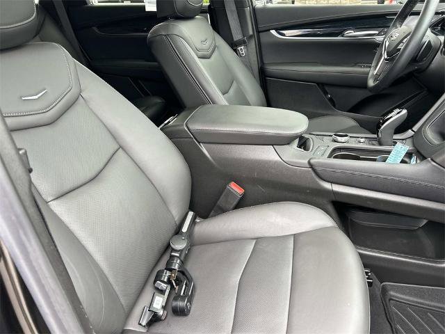Used 2025 Cadillac XT5 Premium Luxury w/ Technology Package image 21