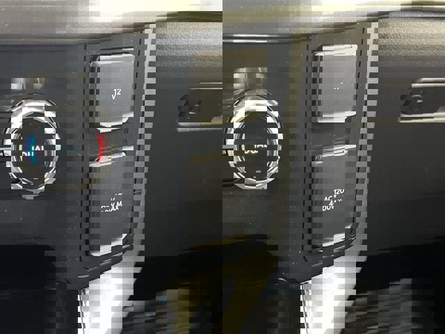 Certified 2022 Ford F150 XLT w/ Equipment Group 301A Mid image 28