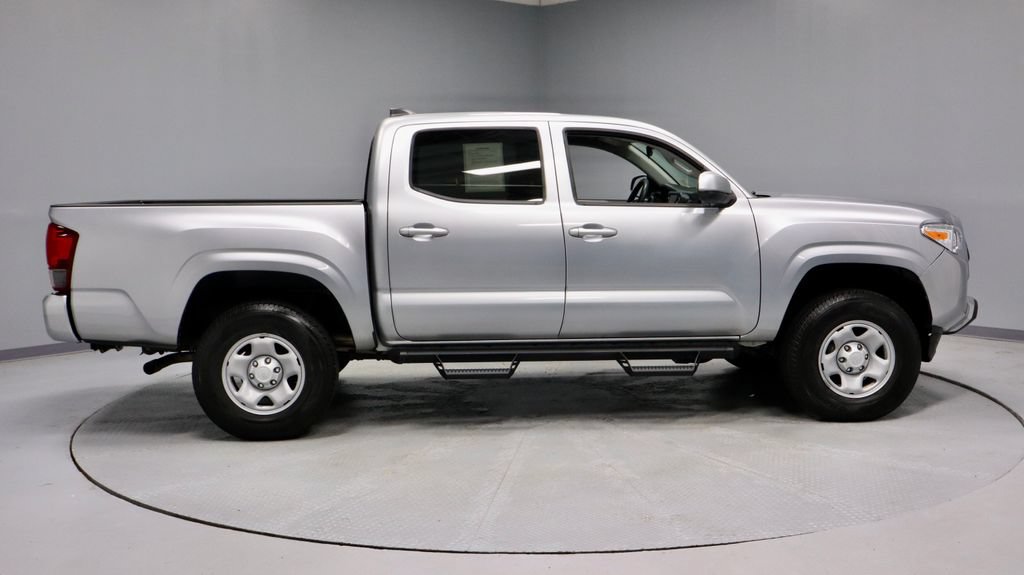 Used 2023 Toyota Tacoma SR AWD/4WD image 11