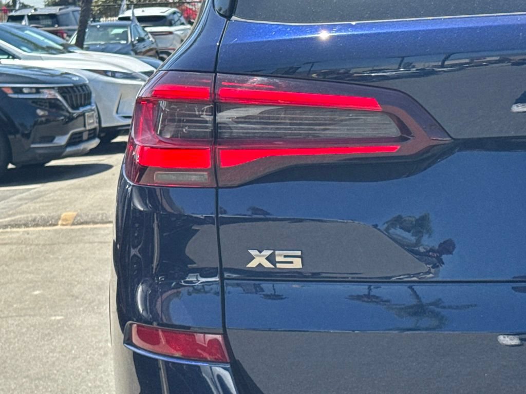 Used 2023 BMW X5 M50i w/ Executive Package AWD/4WD image 16