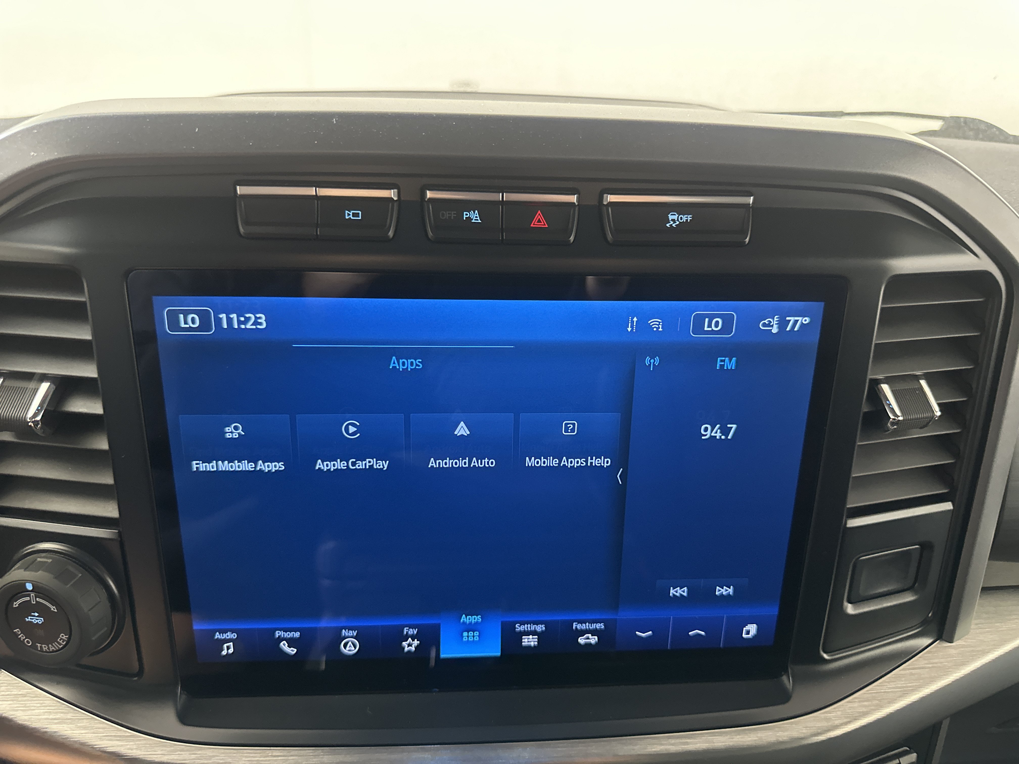 Certified 2022 Ford F150 Lariat w/ Equipment Group 502A High AWD/4WD image 17