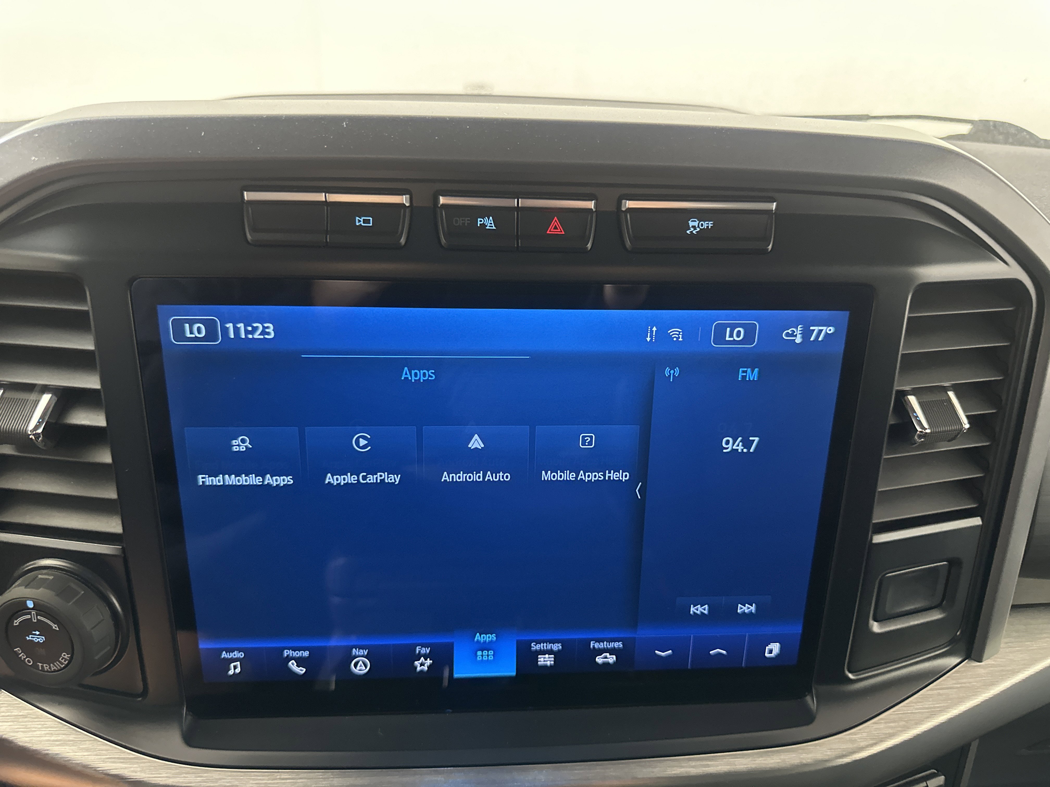 Certified 2022 Ford F150 Lariat w/ Equipment Group 502A High AWD/4WD image 17