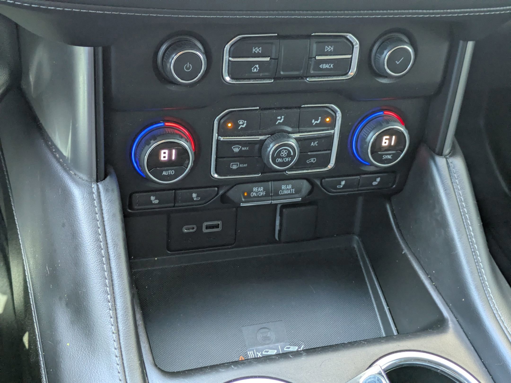 Used 2022 Chevrolet Tahoe Z71 w/ Z71 Off-Road Package image 24