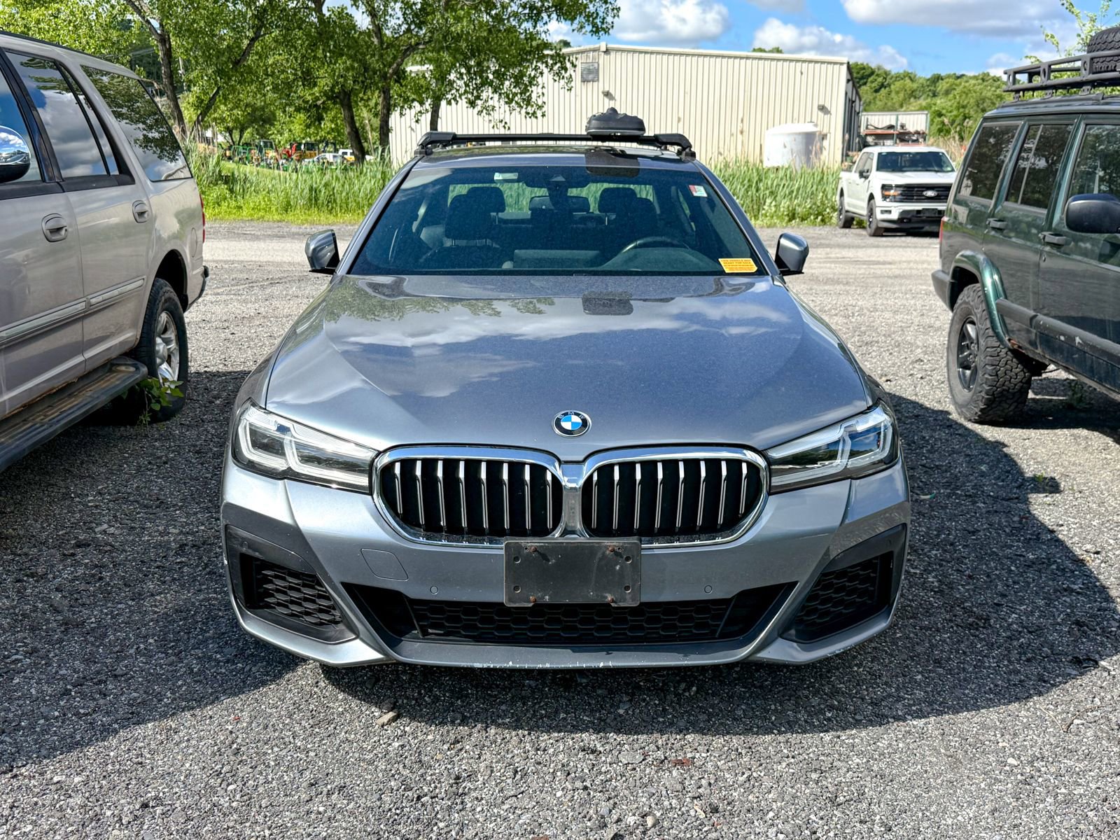 Used 2021 BMW 530i xDrive w/ M Sport Package AWD/4WD image 2