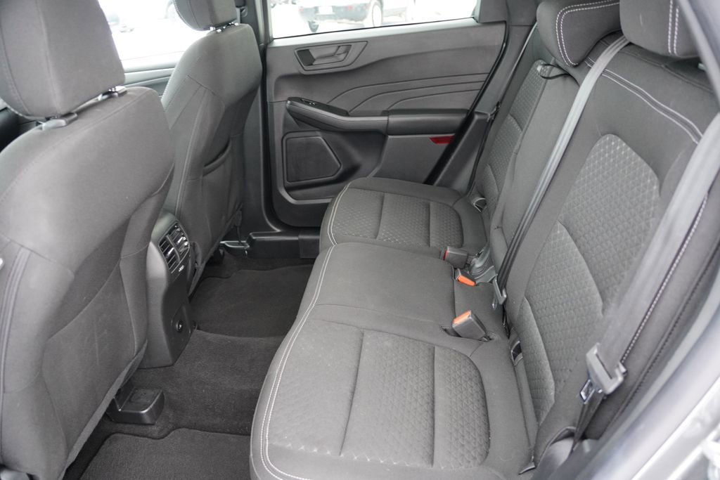Certified 2025 Ford Escape Active image 17