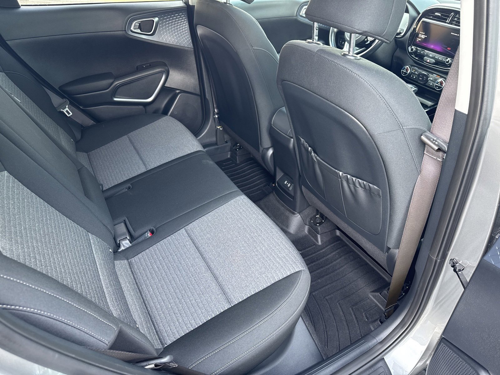 Used 2023 Kia Soul EX image 14