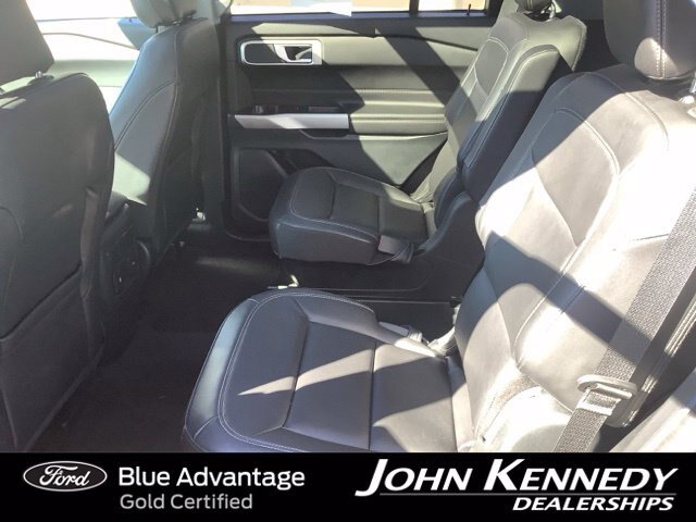 Certified 2023 Ford Explorer XLT w/ Equipment Group 202A AWD/4WD image 30