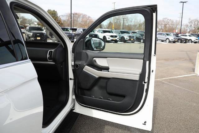 Certified 2025 Ford Expedition Max Active image 38