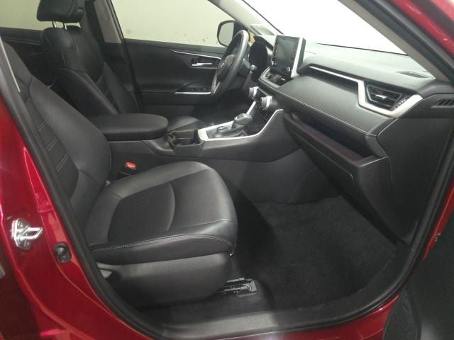 Used 2021 Toyota RAV4 Limited AWD/4WD image 3