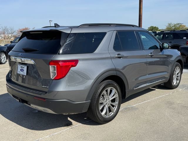 Certified 2023 Ford Explorer XLT w/ Equipment Group 202A AWD/4WD image 5