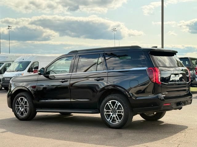 Certified 2025 Ford Expedition Active AWD/4WD image 47