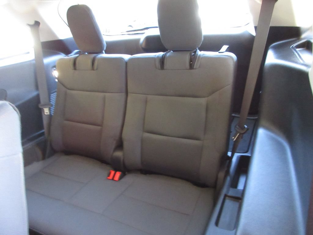 Certified 2025 Ford Explorer Active RWD image 26
