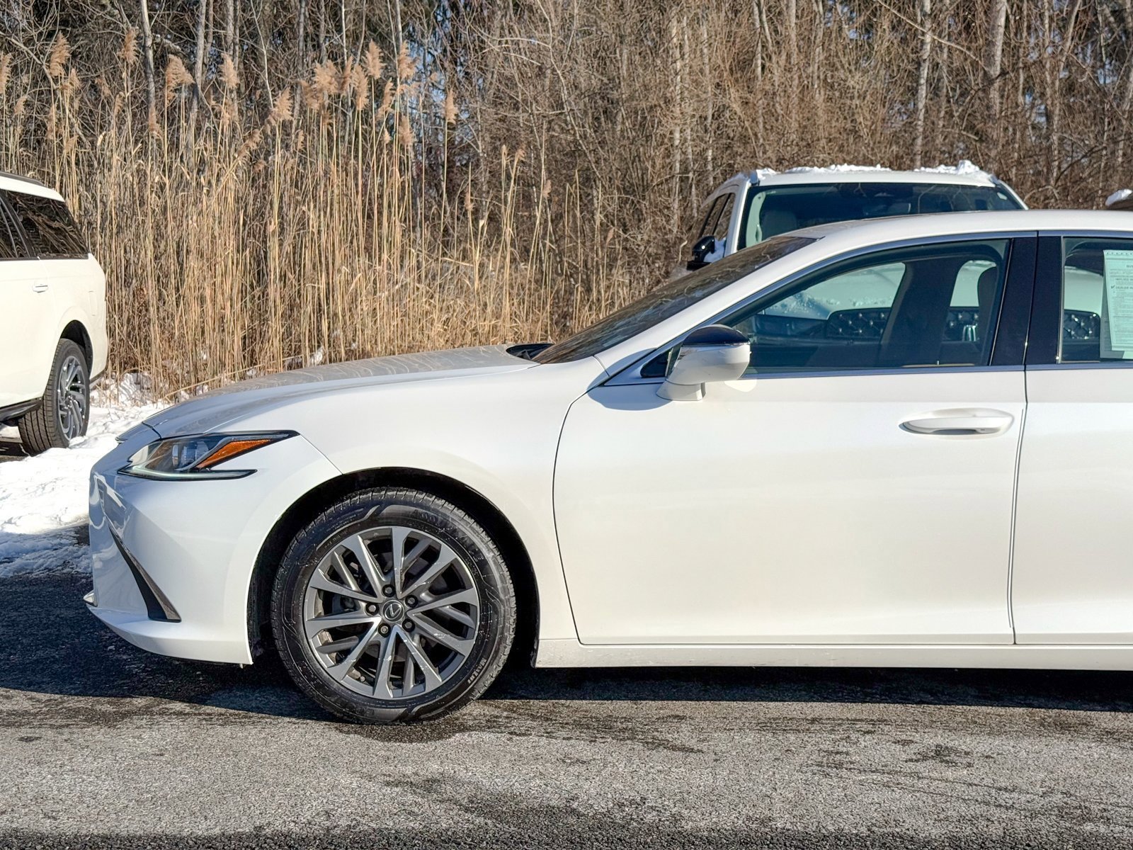 Used 2022 Lexus ES 350 image 9