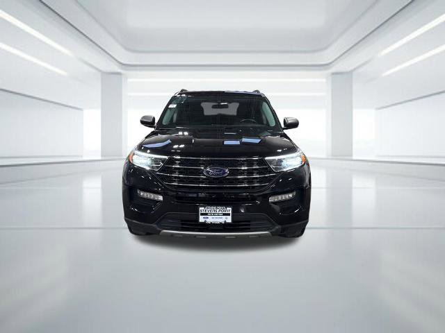 Certified 2023 Ford Explorer XLT w/ Equipment Group 202A image 10