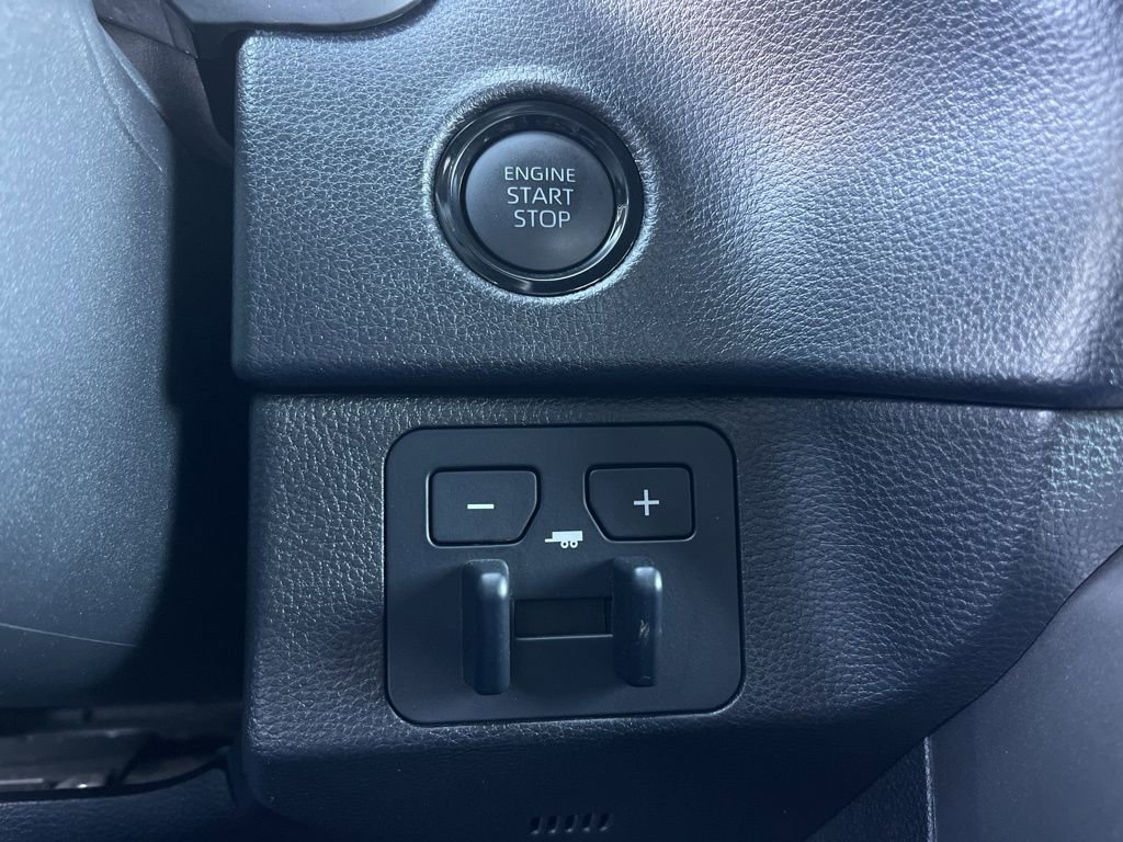 Used 2025 Toyota Tundra SR5 image 13