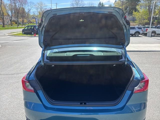 Used 2026 Toyota Camry XLE w/ Premium Package AWD/4WD image 9