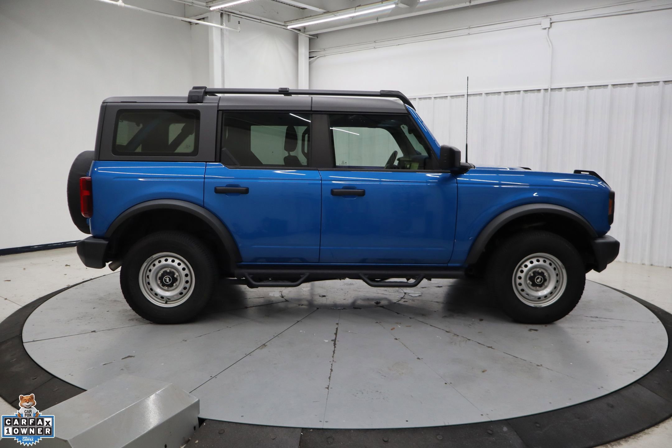 Certified 2022 Ford Bronco 4-Door AWD/4WD image 2
