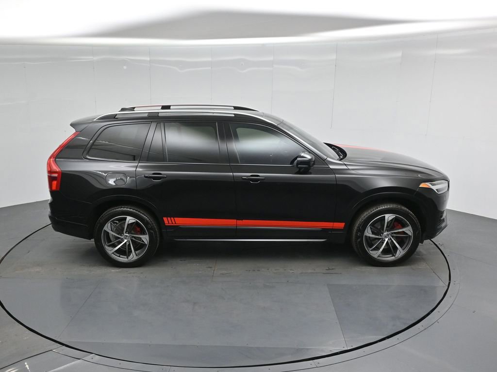 Used 2017 Volvo XC90 T5 Momentum w/ Vision Package image 9