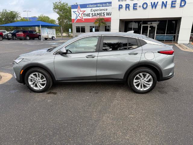 Used 2025 Buick Envista Sport Touring w/ Convenience I Package FWD image 3