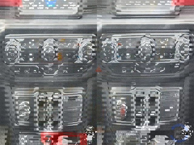 Used 2020 Jeep Wrangler Unlimited Rubicon w/ Dual Top Group image 17