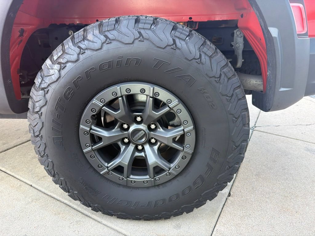 Certified 2022 Ford F150 Raptor w/ Raptor 37 Performance Package AWD/4WD image 10