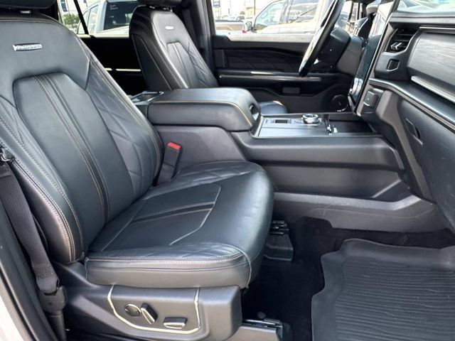 Certified 2022 Ford Expedition Max Platinum RWD image 11