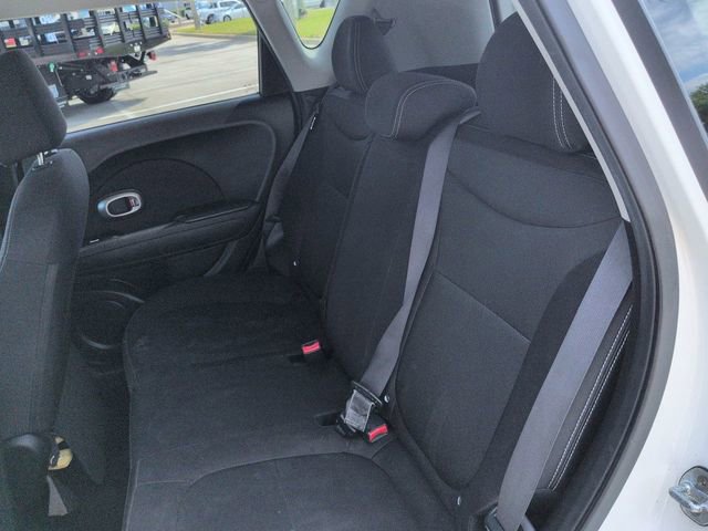 Used 2017 Kia Soul FWD image 14