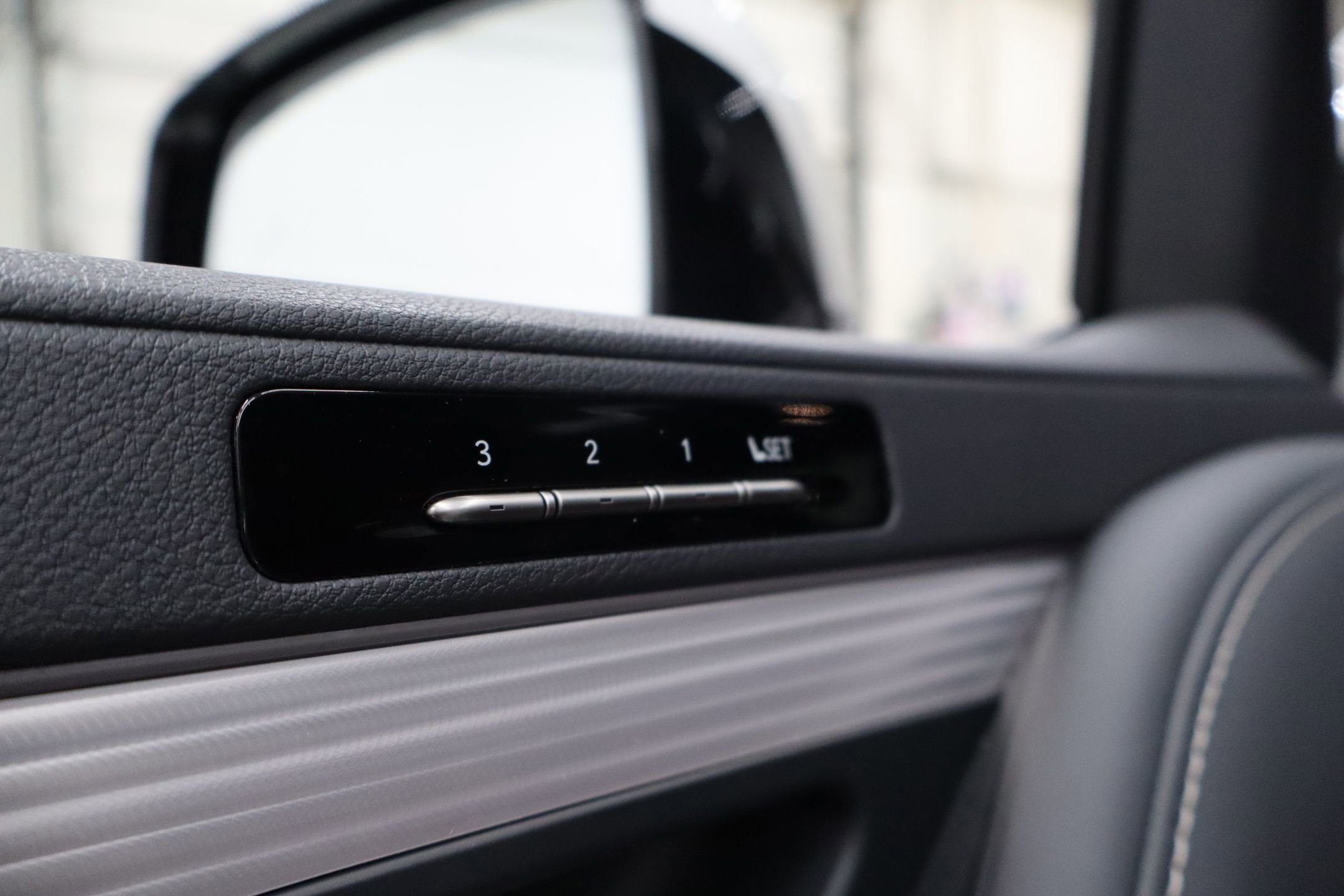 Used 2023 Lexus LX 600 F Sport image 14