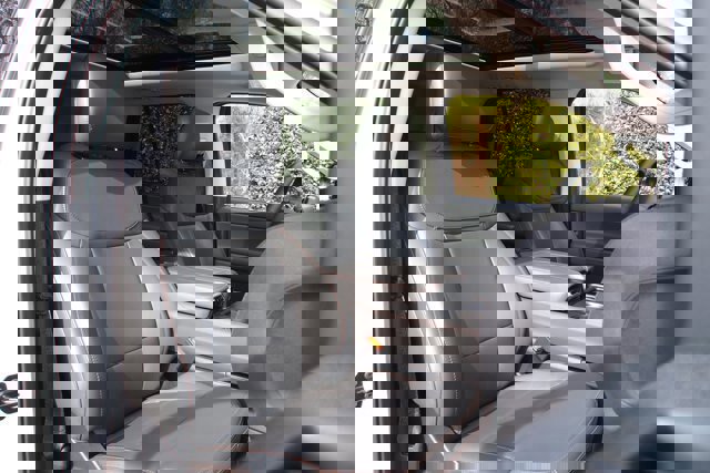 Certified 2025 Ford Expedition Active image 11