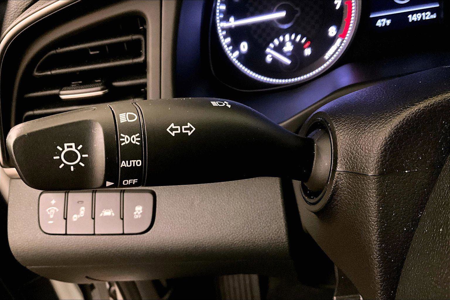 Used 2019 Hyundai Elantra Value Edition w/ Cargo Package image 30